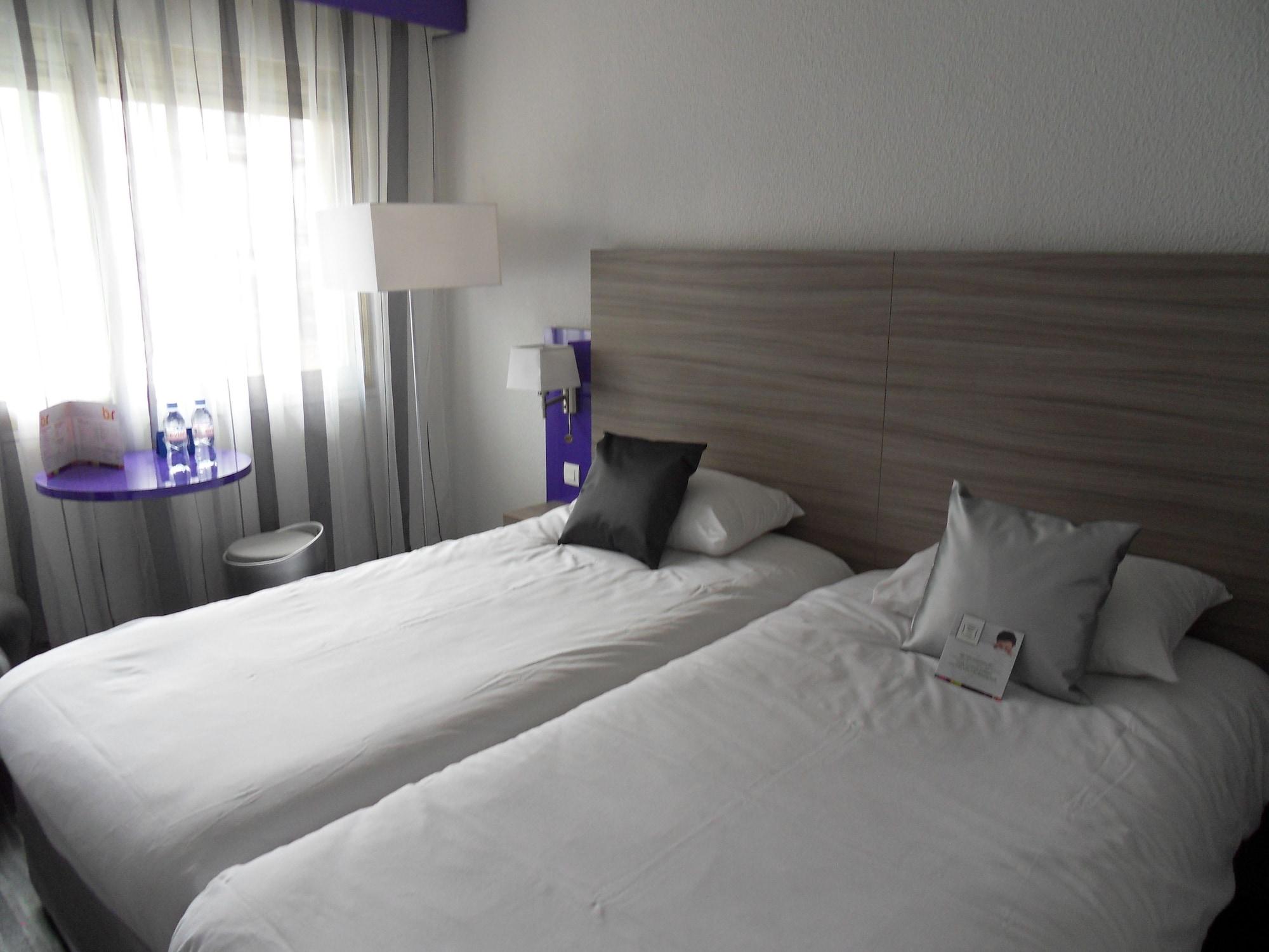 Отель Ibis Styles Grenoble Centre Gare Экстерьер фото
